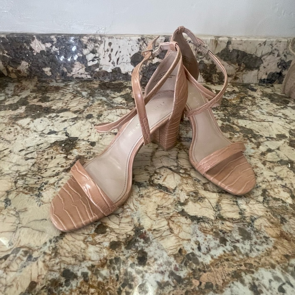 Elegant Nude Strappy Sandals